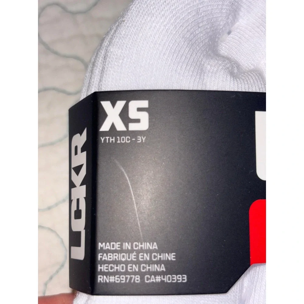 LCKR 6 Pack Youth XS White Half Cushion Quarter Athletic Socks YTH 10C-3Y